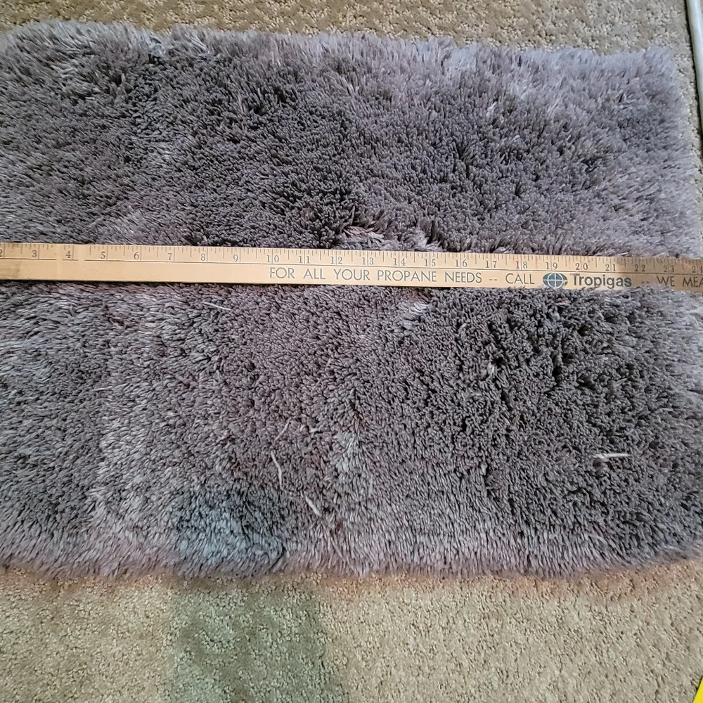 Gray bathroom mat